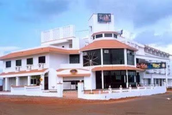 Image of Hotel Giriratna