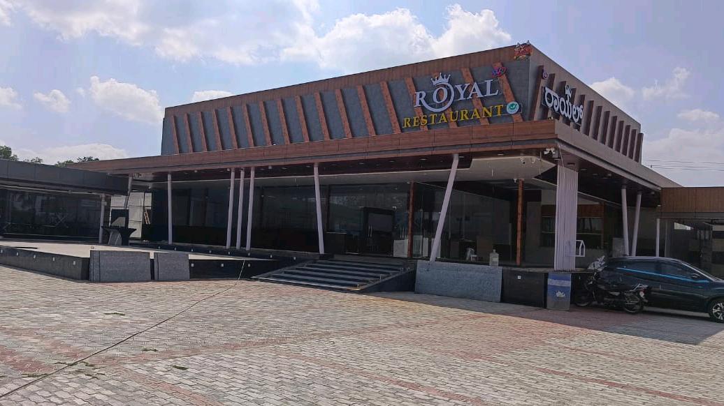 Image of VVR Royal restaurant