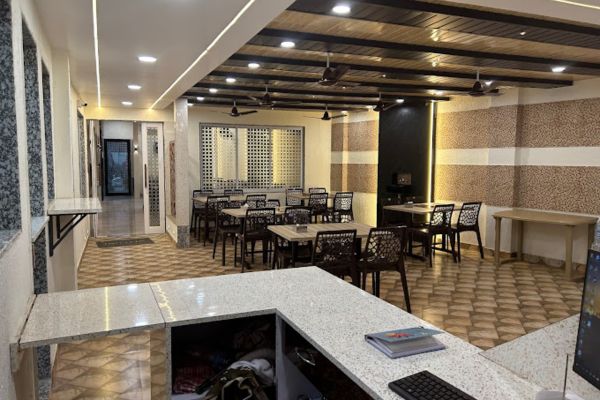 Image of Lazzez Khopoli